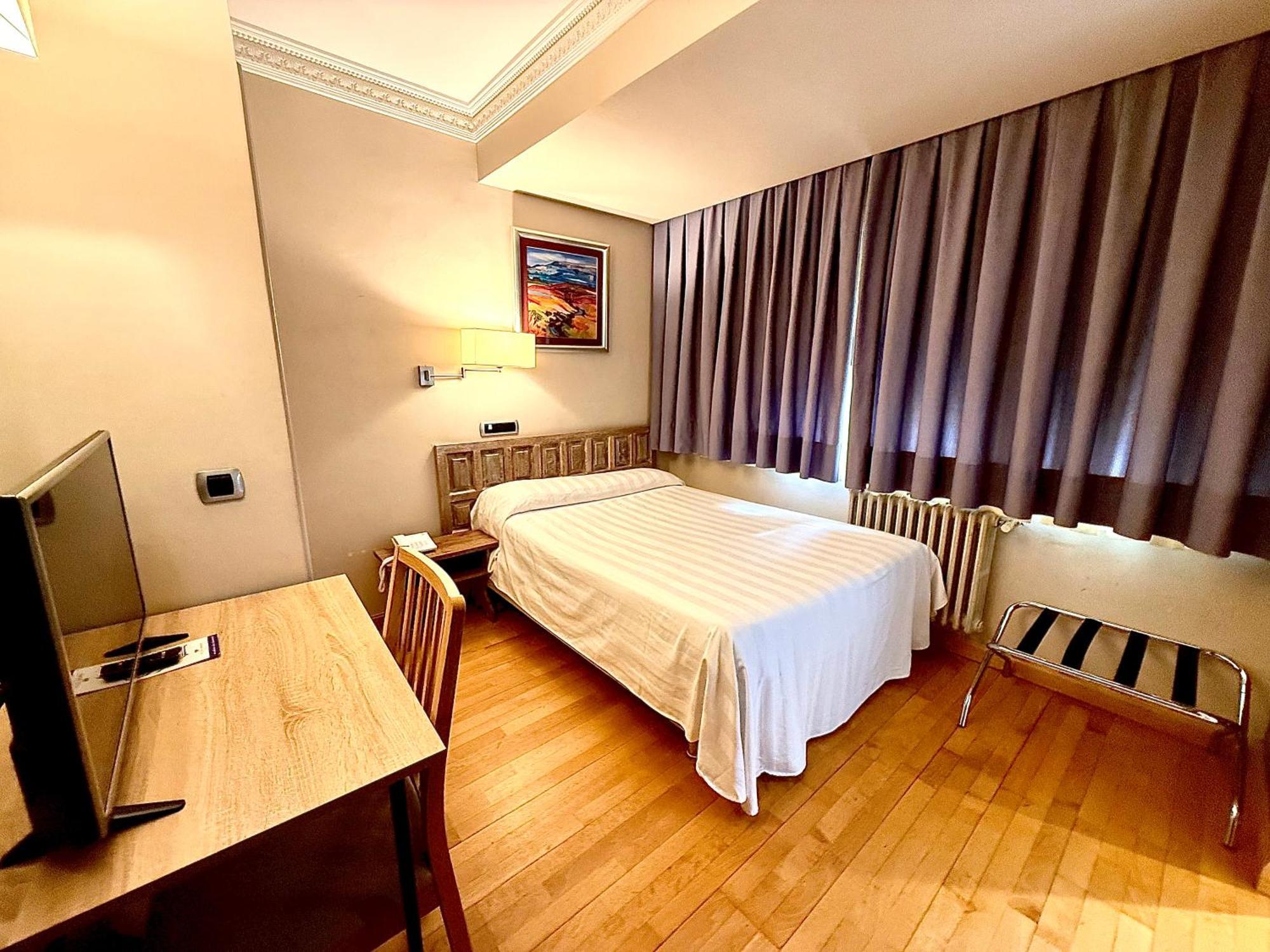 Hotel Virrey Arnedo Εξωτερικό φωτογραφία